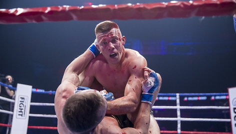 Muštynėmis sausio 1-ąją pagarsėjęs Lietuvos kovotojas diskvalifikuotas Prancūzijoje