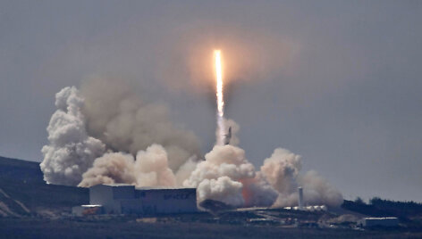 &bdquo;SpaceX&ldquo; raketa i&scaron;kėlė Taivano palydovą