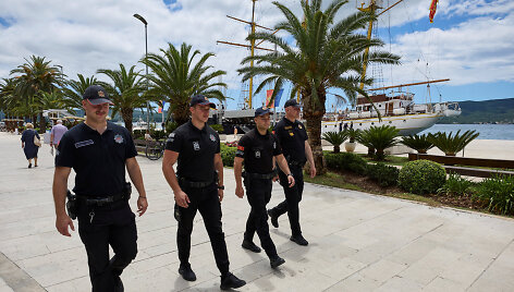 Juodkalnijos policija / Stevo Vasiljevic / REUTERS