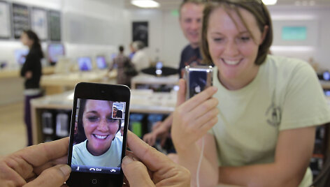 &bdquo;Facetime&ldquo; programėlės bandymai &bdquo;Apple&ldquo; parduotuvėje