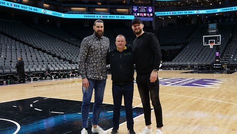 Jonas Valančiūnas, Kazys Maksvytis ir Domantas Sabonis