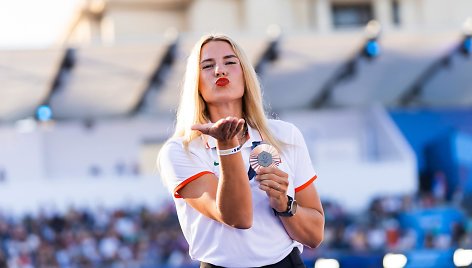 Viktorija Senkutė žengė Čempionų parko podiumu Paryžiuje