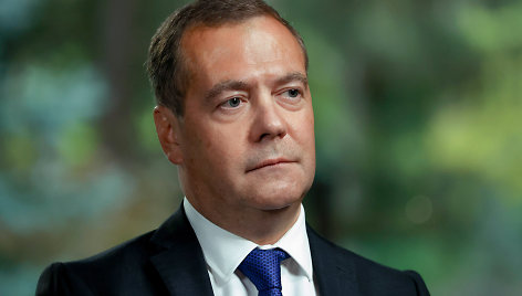 Rusijos eksprezidento D.Medvedevo paskyroje paskelbta kontroversiškų pareiškimų