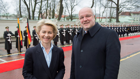 Vokietijos gynybos ministrės  Ursulos von der Leyen ir Krašto apsaugos ministro Juozo Oleko susitikimas