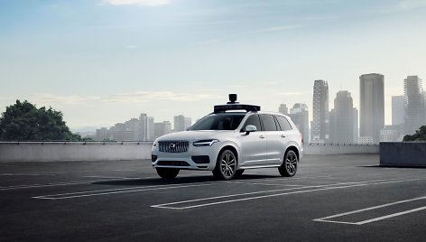 SUV „Volvo XC90“