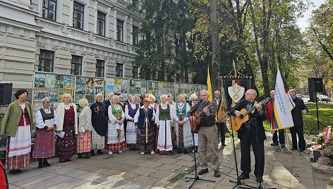 Vilniuje paminėtos &bdquo;Rudens&ldquo; trėmimų 72-osios metinės