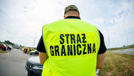 Automobilių patikra prie Lenkijos sienos