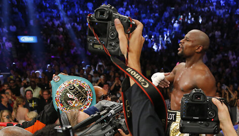 Floydas Mayweatheris prie&scaron; Manny Pacquiao