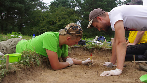 Archeologiniai tyrimai Bedugnės kaime