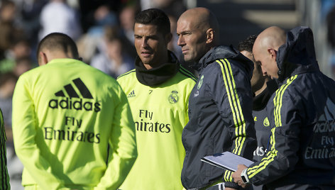 Zinedine'as Zidane'as ir Cristiano Ronaldo