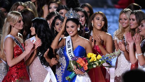 „Mis Visata“ Pia Alonzo Wurtzbach iš Filipinų