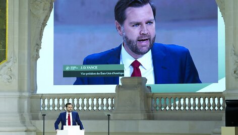 J. D. Vance'as / Sean Kilpatrick / ZUMAPRESS.com