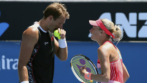 Lukaszas Kubotas ir Andrea Hlavackova