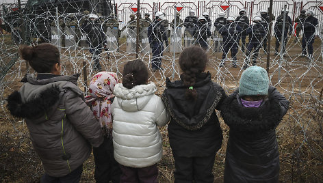 Migrantai Lenkijos pasienyje