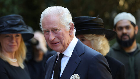 Karalius Charlesas III ir karalienė konsortė Camilla lankėsi Velse