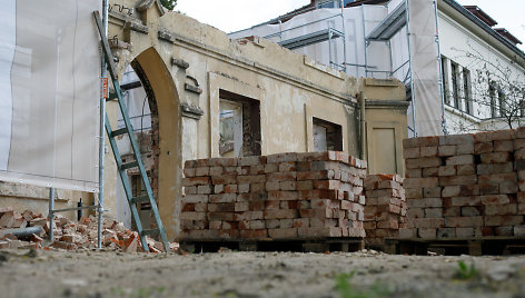 Statybos Kauno Trakų gatvėje