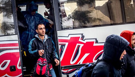 Migrantai Tovarniko (Kroatija) geležinkelio stotyje