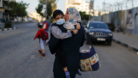 Palestinos gyventojai evakuojasi