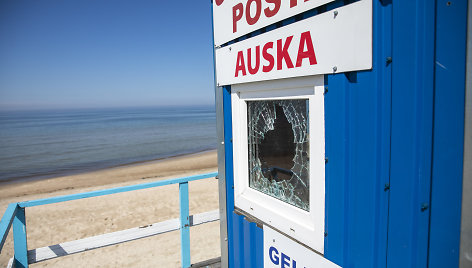 Vandalų suniokotas gelbėtojų postas