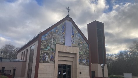 Sekmadienį bus atvertas šv. Pranciškaus Asyžiečio bažnyčios mozaikinis fasadas.