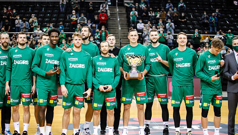 &bdquo;Žalgiriui&ldquo; įteikta LKL čempionų taurė ir žiedai