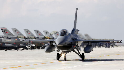 Turkijos naikintuvai F-16