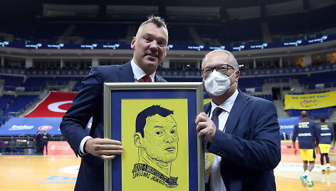 &Scaron;arūnas Jasikevičius ir &bdquo;Fenerbahče&ldquo; vadovas Maurizio Gherardini