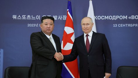 Kim Jong Unas ir Vladimiras Putinas