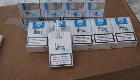 Sulaikytas vilkikas su cigarečių kontrabanda