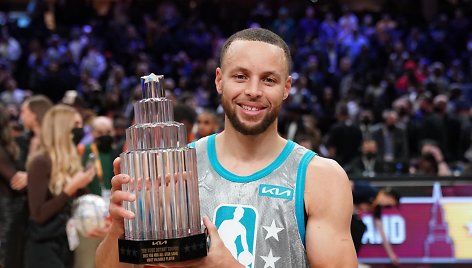 Stephenas Curry pirmą sykį karjeroje tapo NBA „Visų žvaigždžių“ rungtynių MVP