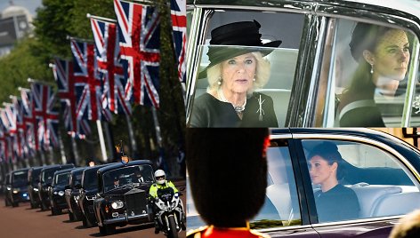 Elizabeth II karsto palydų procesijoje hercogienės Catherine ir Meghan važiavo atskirai