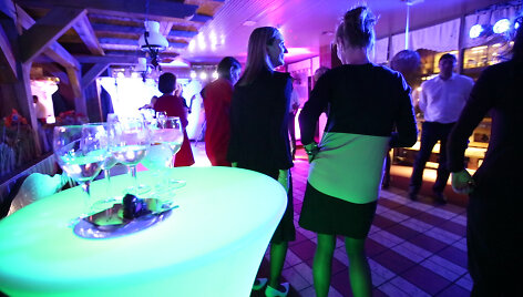 Žemės ūkio ministerijoje - &scaron;okiai ir alkoholis