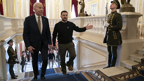 J.Bidenas ir V.Zelenskis Kyjive