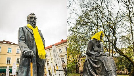 &bdquo;The Roop&ldquo; atributika papuo&scaron;tos skulptūros