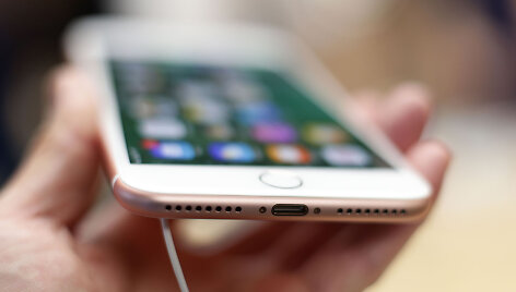 &bdquo;iPhone 7&ldquo; i&scaron;manusis telefonas