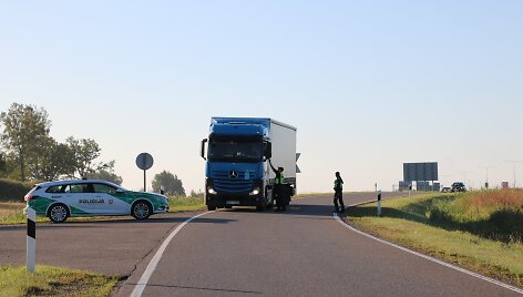 Kauno ir &Scaron;iaulių policija Kryžkalnyje surengė bendrą reidą