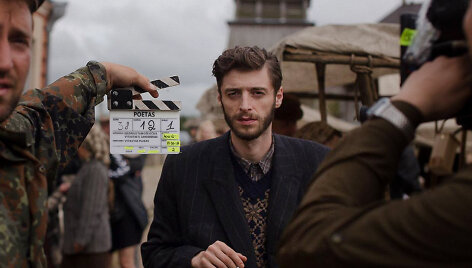 Akimirka i&scaron; Vytauto V.Landsbergio ir Giedriaus Tamo&scaron;evičiaus filmo &bdquo;Poetas&ldquo; filmavimo