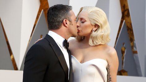 Lady Gaga ir Tayloras Kinney
