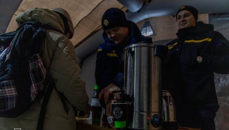 &Scaron;alti orai ir elektros atjungimas Ukrainoje