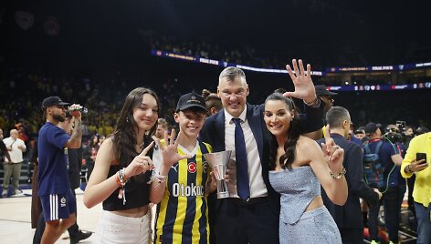 &Scaron;arūnas Jasikevičius su &scaron;eima