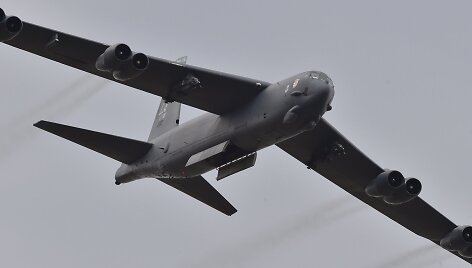 JAV oro pajėgų bombone&scaron;is B-52 