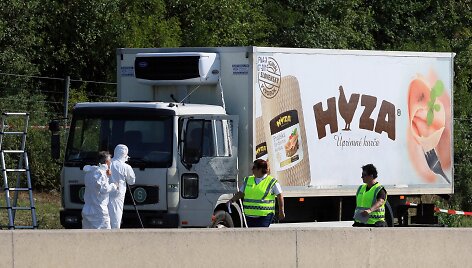 Austrijoje krovininiame automobilyje rasta mirusių migrantų kūnų