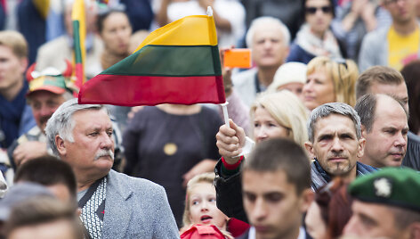 Valstybės vėliavų pakėlimo ceremonija