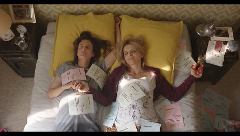 Komedija su J.Binoche &bdquo;Mano mama ir mūsų kūdikiai&ldquo;