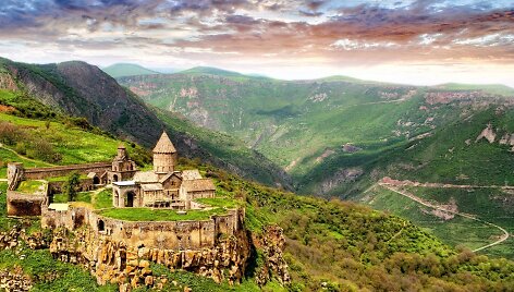 Tatev vienuolynas