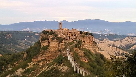 Mirštantis Čivita di Banjoredžo miestas Italijoje