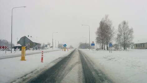 Didelėje Lietuvos dalyje &ndash; tragi&scaron;kai pavojingi keliai