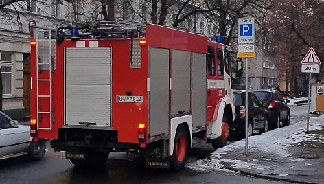 Vilniaus M.K.Čiurlionio gatvėje statybų aik&scaron;telėje rasta sviedinio tūta su paraku