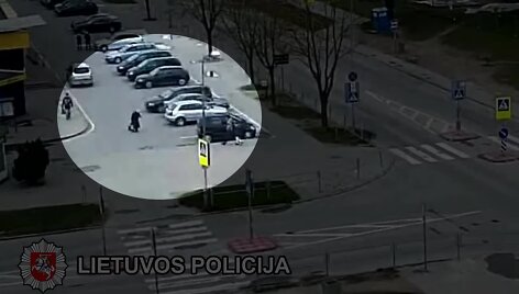 59241927482c9video_592418f60c588