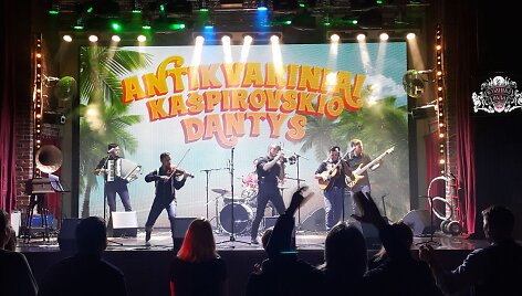 &bdquo;Antikvariniai Ka&scaron;pirovskio dantys&ldquo; Kijeve